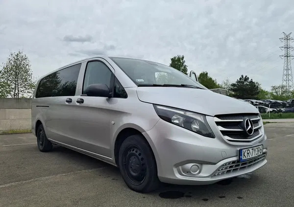 samochody osobowe Mercedes-Benz Vito cena 79950 przebieg: 240600, rok produkcji 2017 z Wolbórz